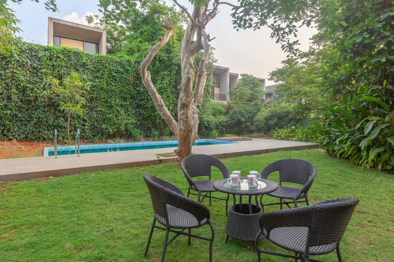 Villa Foresta By Stayvista With Modern Decor, Swimming Pool & Expansive Lawn For A Perfect Escape Lonavala Exterior photo