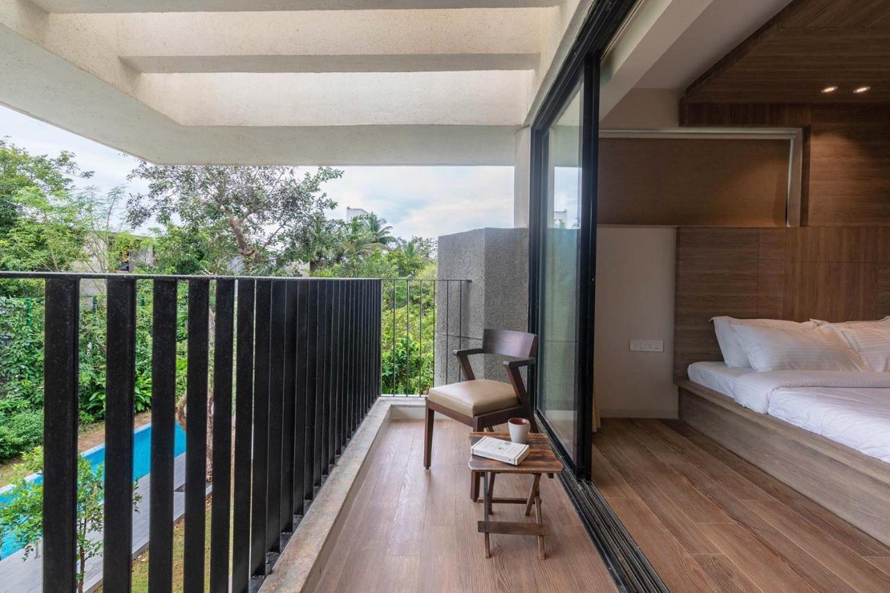 Villa Foresta By Stayvista With Modern Decor, Swimming Pool & Expansive Lawn For A Perfect Escape Lonavala Exterior photo